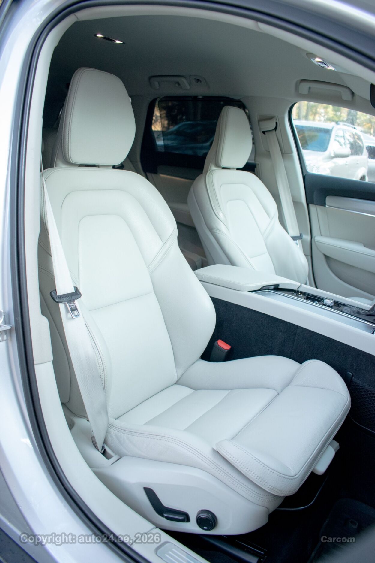 Volvo V90 Cross Country AWD Intelli SAFE PRO Family Wntr 2.0 D4 MY2019 140 kW