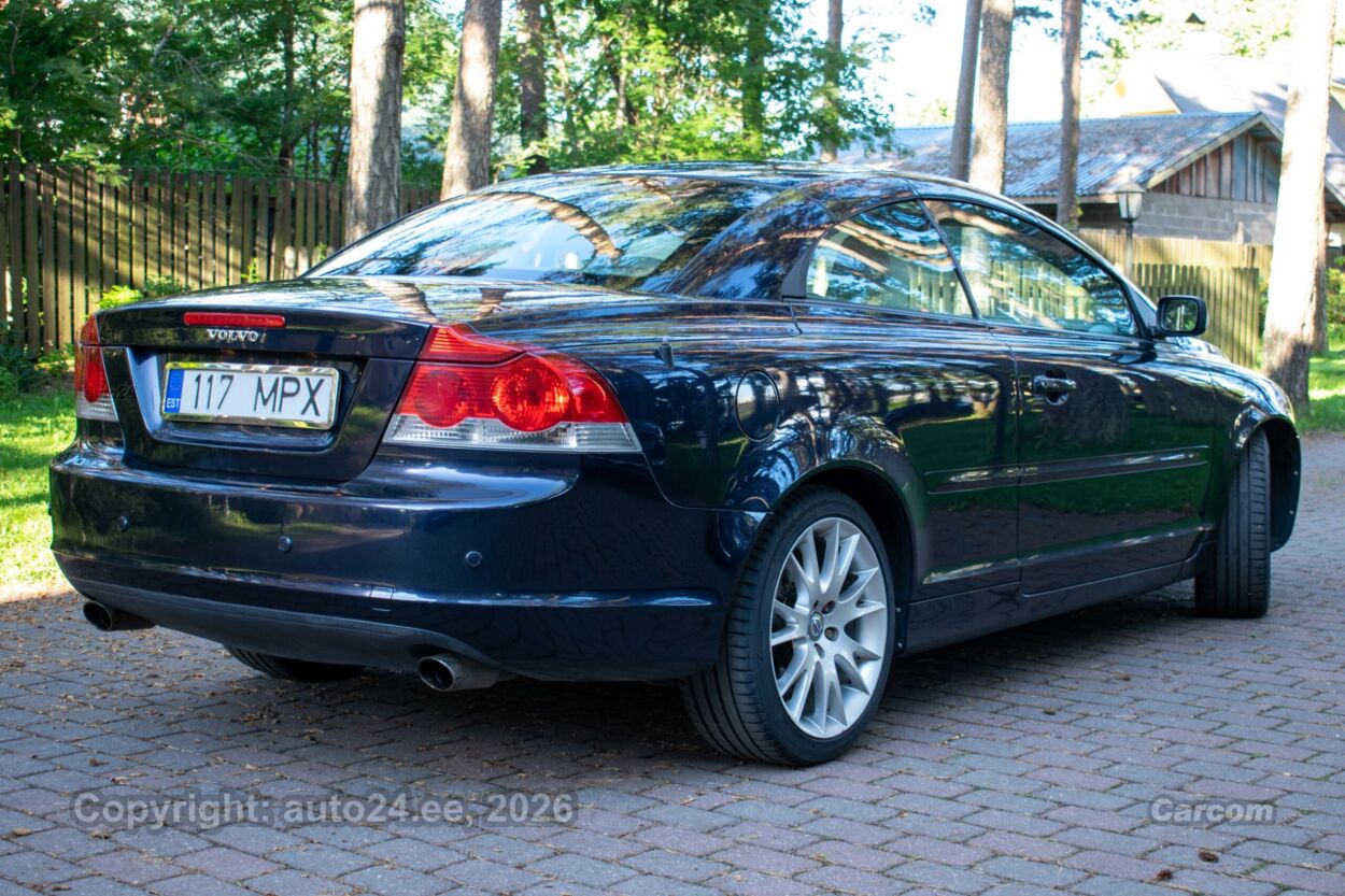 Volvo C70 Summum 2.4 5Cyl D5 120 kW