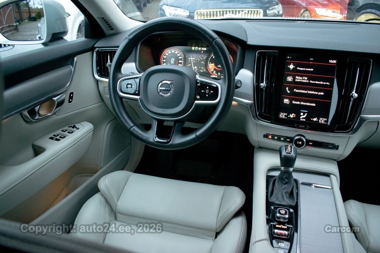 Volvo V90 Cross Country AWD Intelli SAFE PRO Family Wntr 2.0 D4 MY2019 140 kW