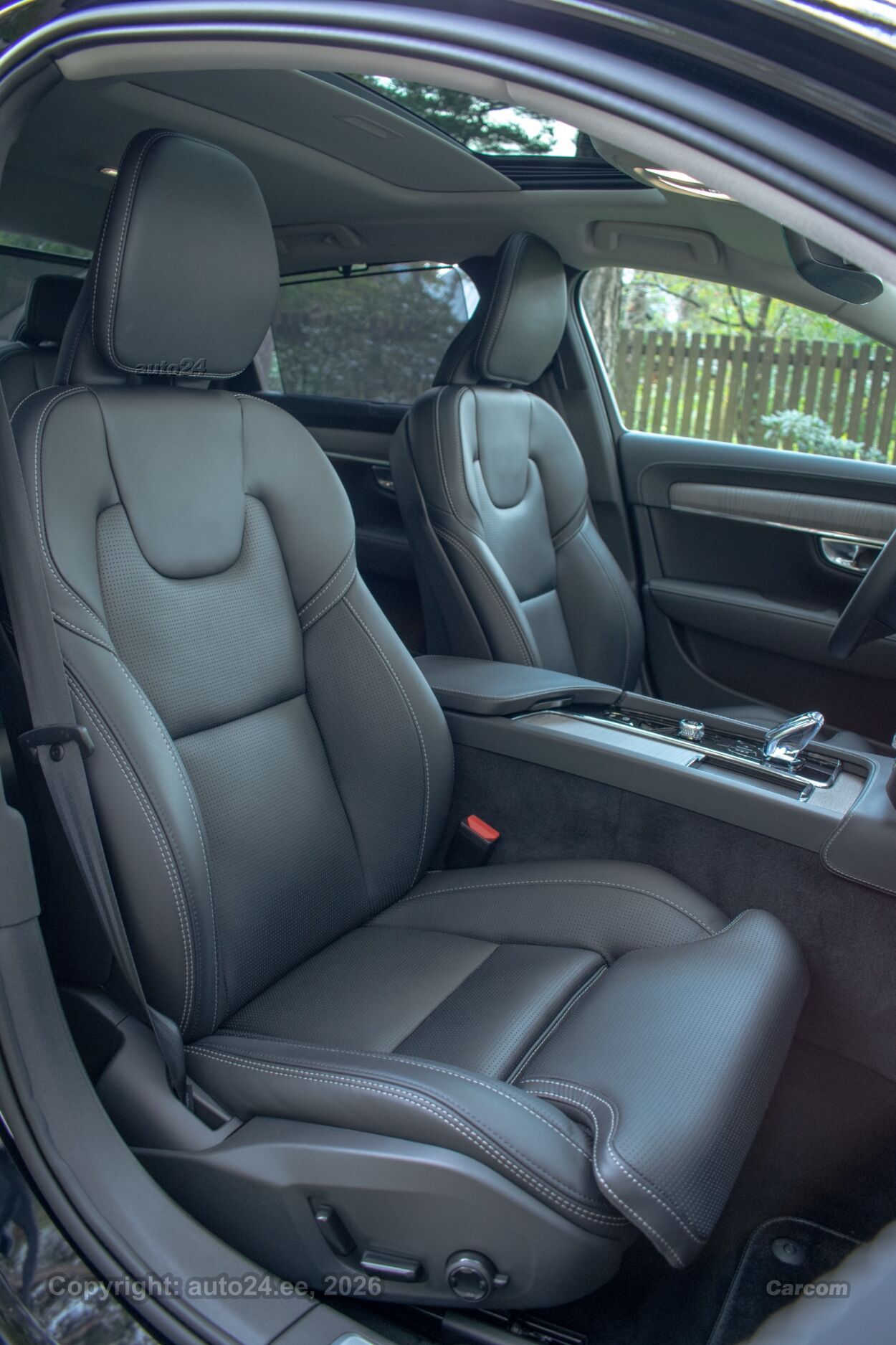 Volvo S90 AWD ULTIMATE BRIGHT XENIUM FULLOPT 2.0 B5 KERS MHEV Kerghübriid MY2024 183 kW