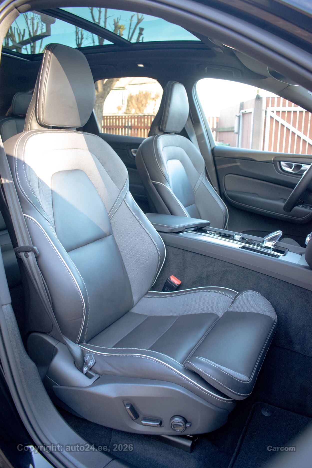 Volvo XC60 Ultra DARK Intelli PRO Xenium Wntr 2.0 B5 AWD MHEV Kerghübriid 184 kW