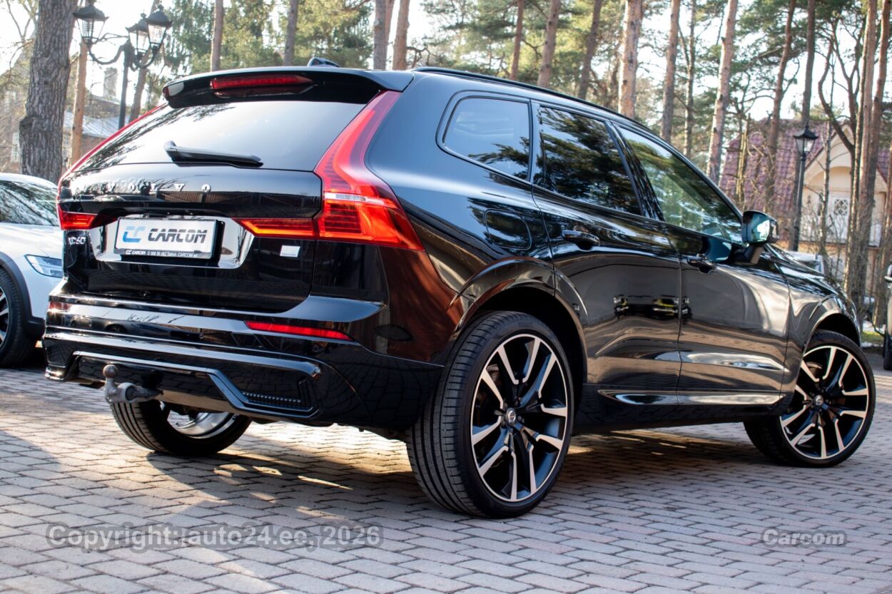 Volvo XC60 AWD DARK Plus Intelli Safe PRO Wntr 2.0 T8 Recharge PHEV Long Range MY2023 335 kW