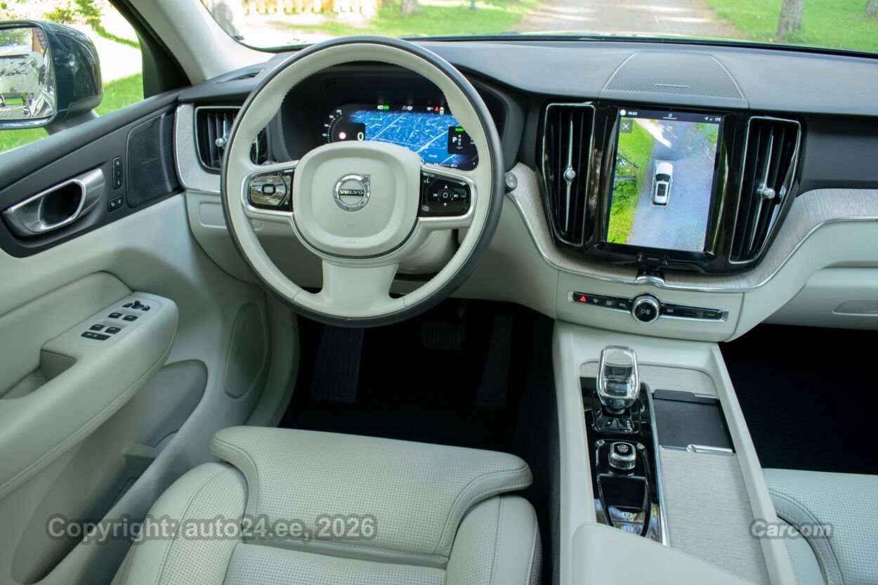 Volvo XC60 Long Range PLUS Lux Intelli PRO Wntr 2.0 T6 Recharge Plug-In Long Range 293 kW