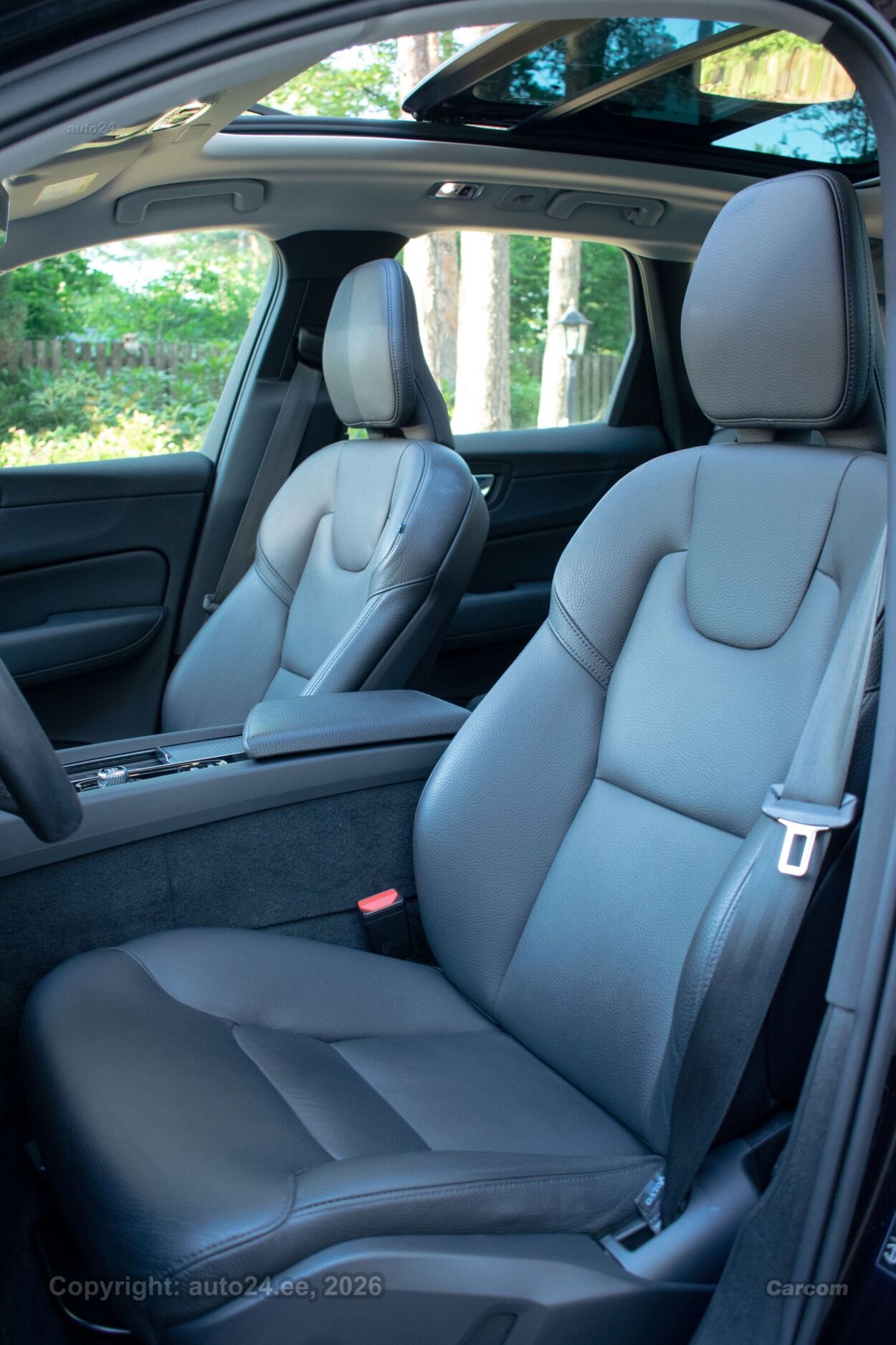 Volvo XC60 AWD e T6 PHEV Intelli Safe PRO SKY Wntr 2.0 T6 Recharge Plug-In Pistikhübriid 251 kW