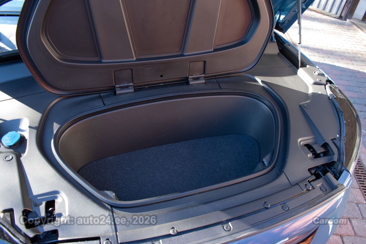 Volvo C40 H&K Ultimate DARK Intelli Safe PRO Wntr P6 Recharge 170 kW