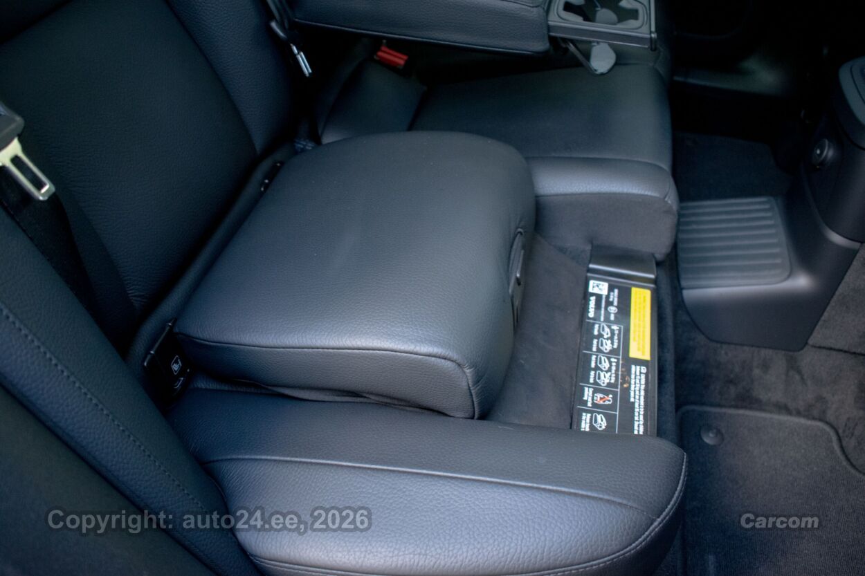 Volvo XC60 360c DARK Long Range Fam Intelli Safe PRO Wnt 2.0 T6 Recharge Plug-In Long Range 293 kW