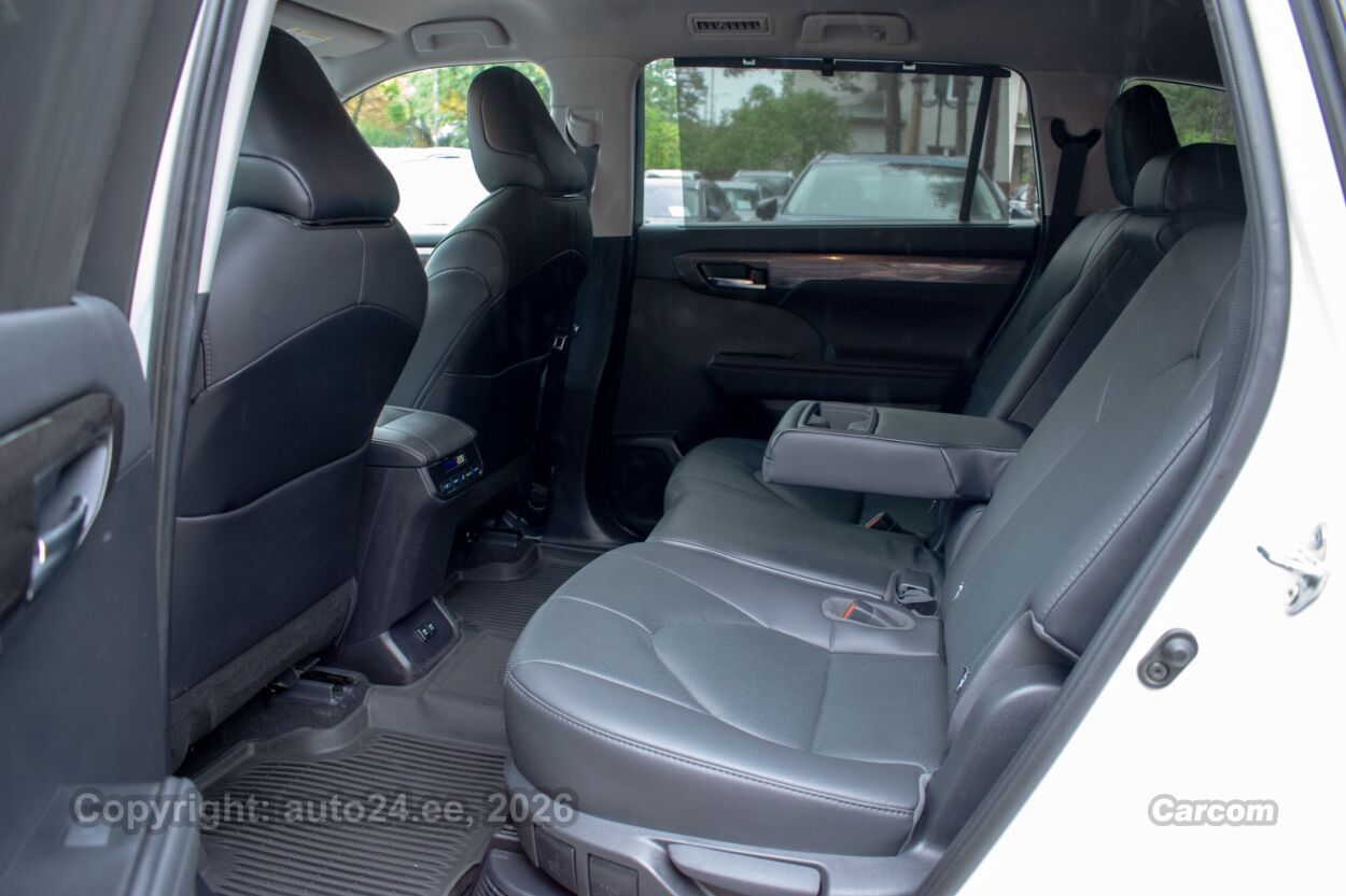 Toyota Highlander 7s Executive Hybrid 2.5 140 kW