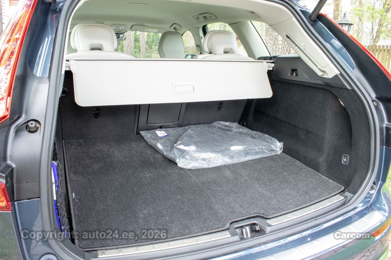 Volvo XC60 AWD Inscription Intelli PRO Lux 2.0 B4 KERS MHEV Kerghübriid 145 kW