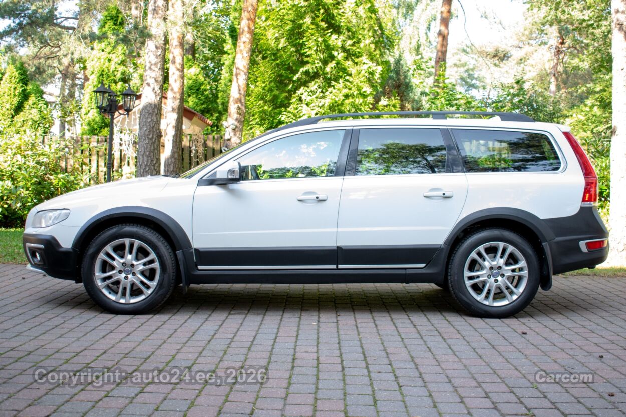 Volvo XC70 Summum Intelli Safe Wntr 2.4 D4 AWD MY2016 133 kW