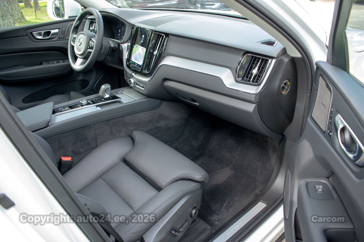 Volvo XC60 Long Range PLUS Intelli PRO Wntr PRO 2.0 T6 Recharge Plug-In Long Range 293 kW
