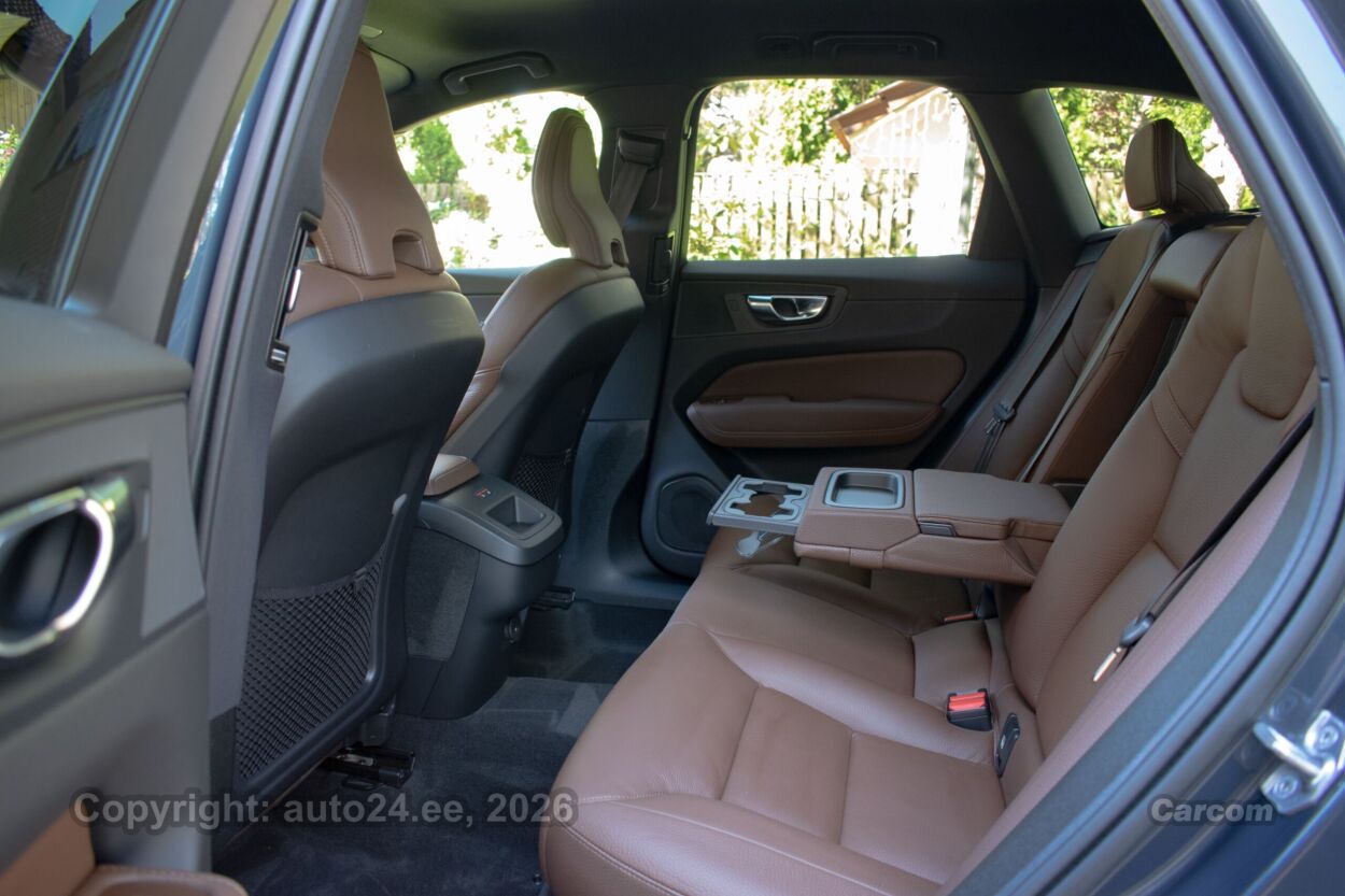 Volvo XC60 AWD Inscription Intelli Safe PRO Wntr 2.0 B5 MHEV Kerghübriid 184 kW