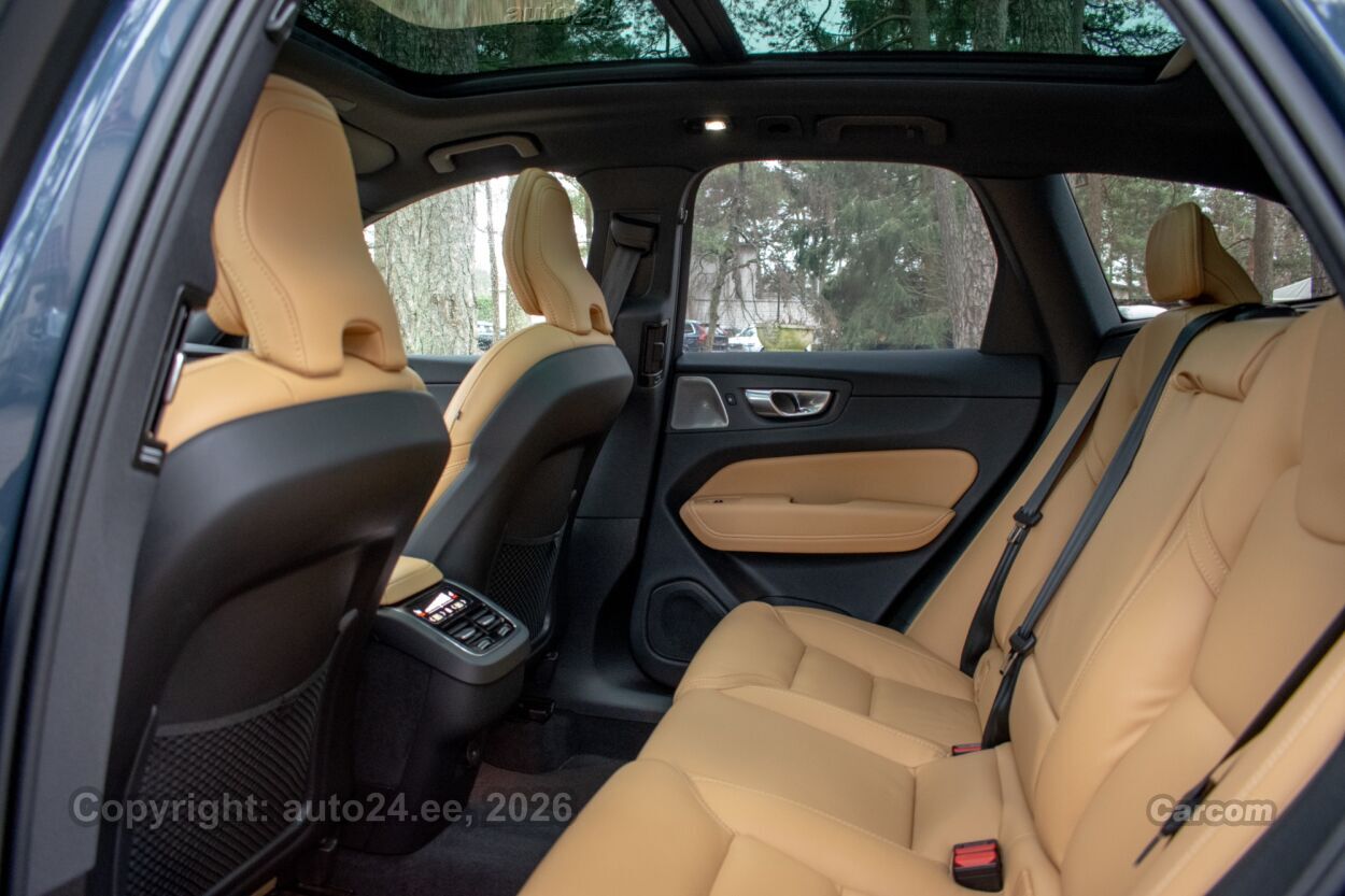 Volvo XC60 AWD Ultimate DARK Intelli PRO Xenium Fullopt 2.0 B5 MHEV Kerghübriid 184 kW