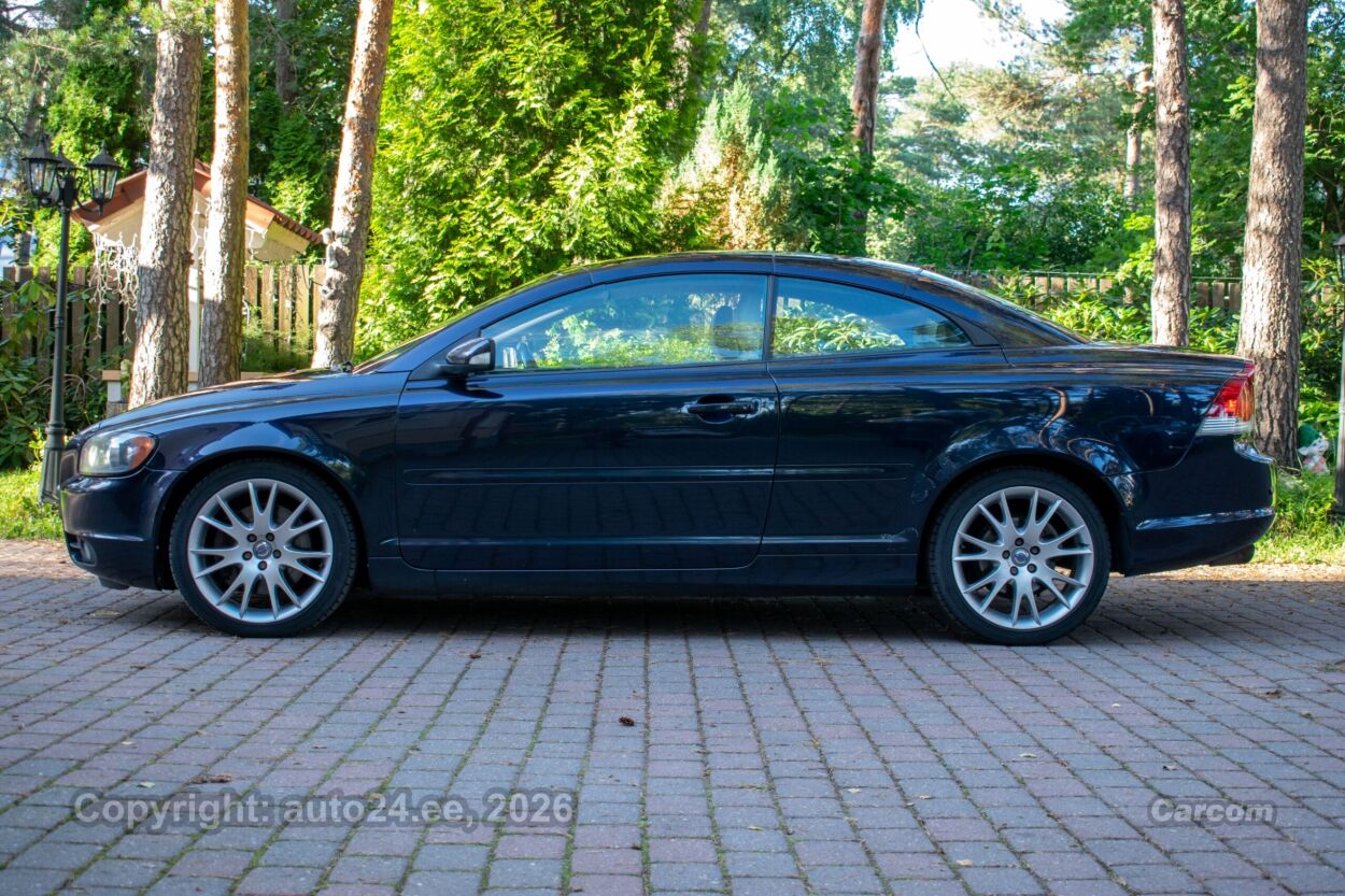 Volvo C70 Summum 2.4 5Cyl D5 120 kW
