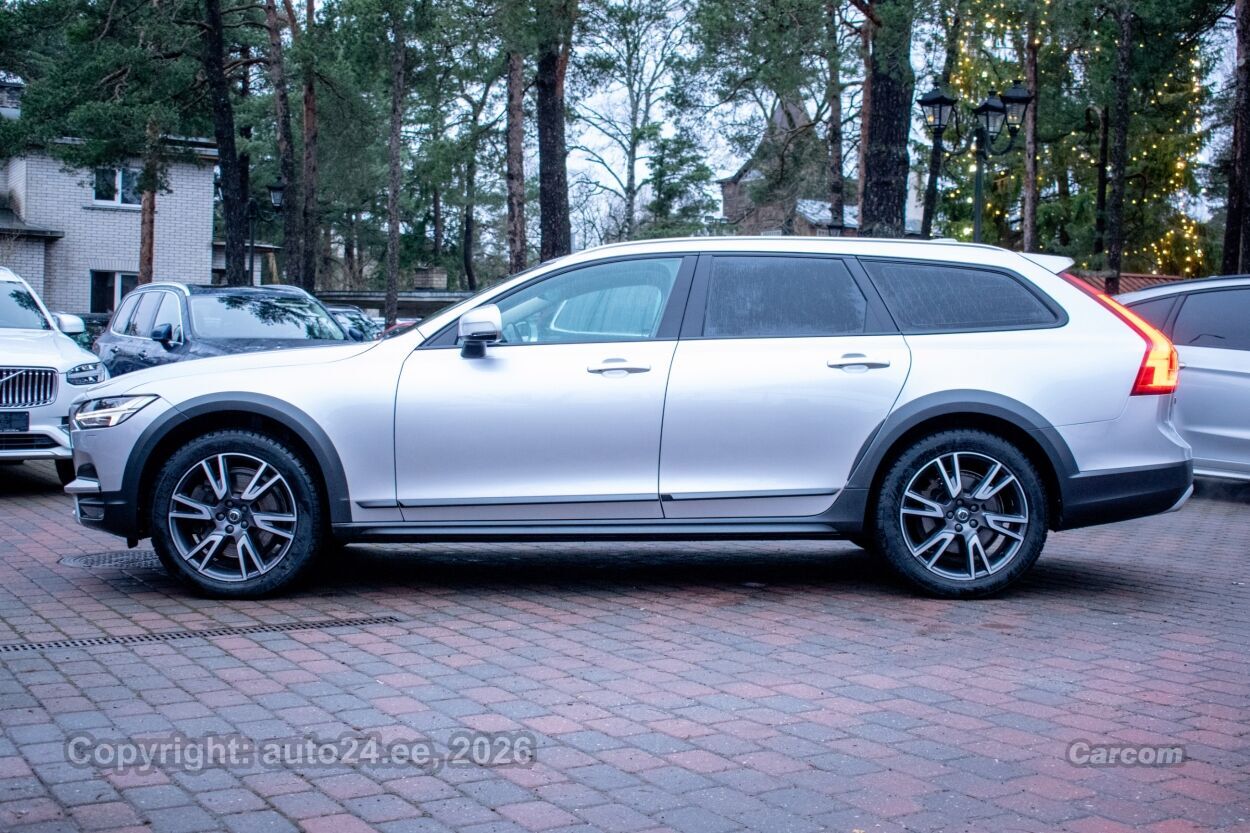 Volvo V90 Cross Country AWD Intelli SAFE PRO Family Wntr 2.0 D4 MY2019 140 kW