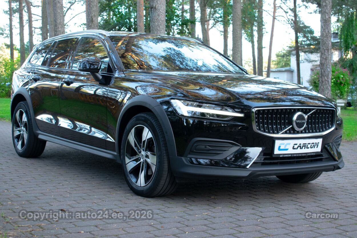 Volvo V60 Cross Country AWD PLUS Intelli Safe PRO Wntr 2.0 B4 AWD MHEV Kerghübriid 145 kW