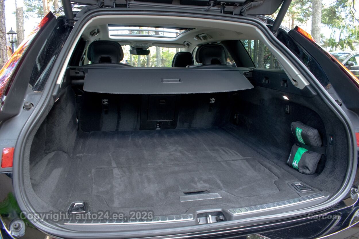 Volvo V90 Inscription Long Range Intelli Safe PRO Wntr 2.0 T6 Recharge Plug-In Long Range 293 kW