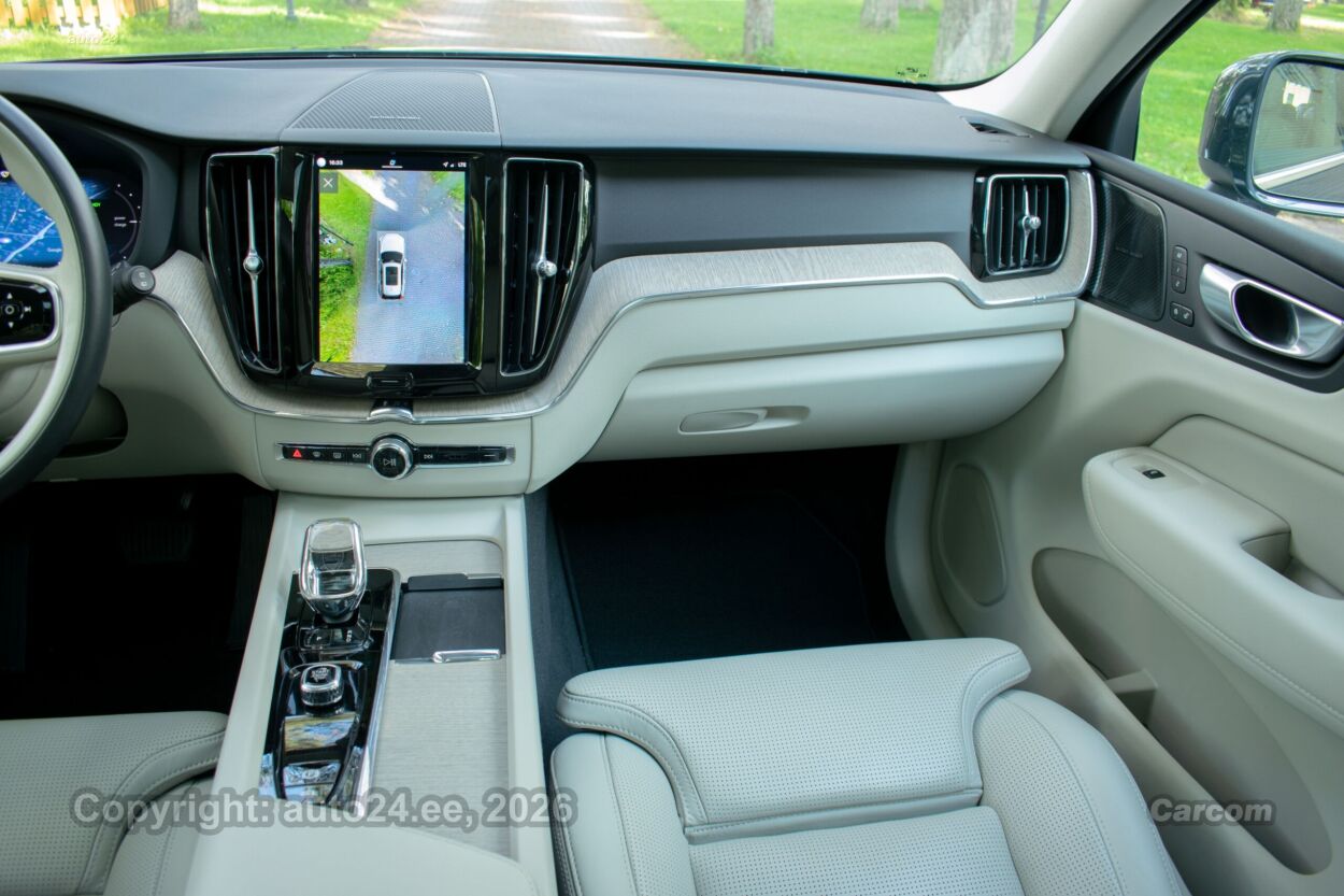 Volvo XC60 Long Range PLUS Lux Intelli PRO Wntr 2.0 T6 Recharge Plug-In Long Range 293 kW