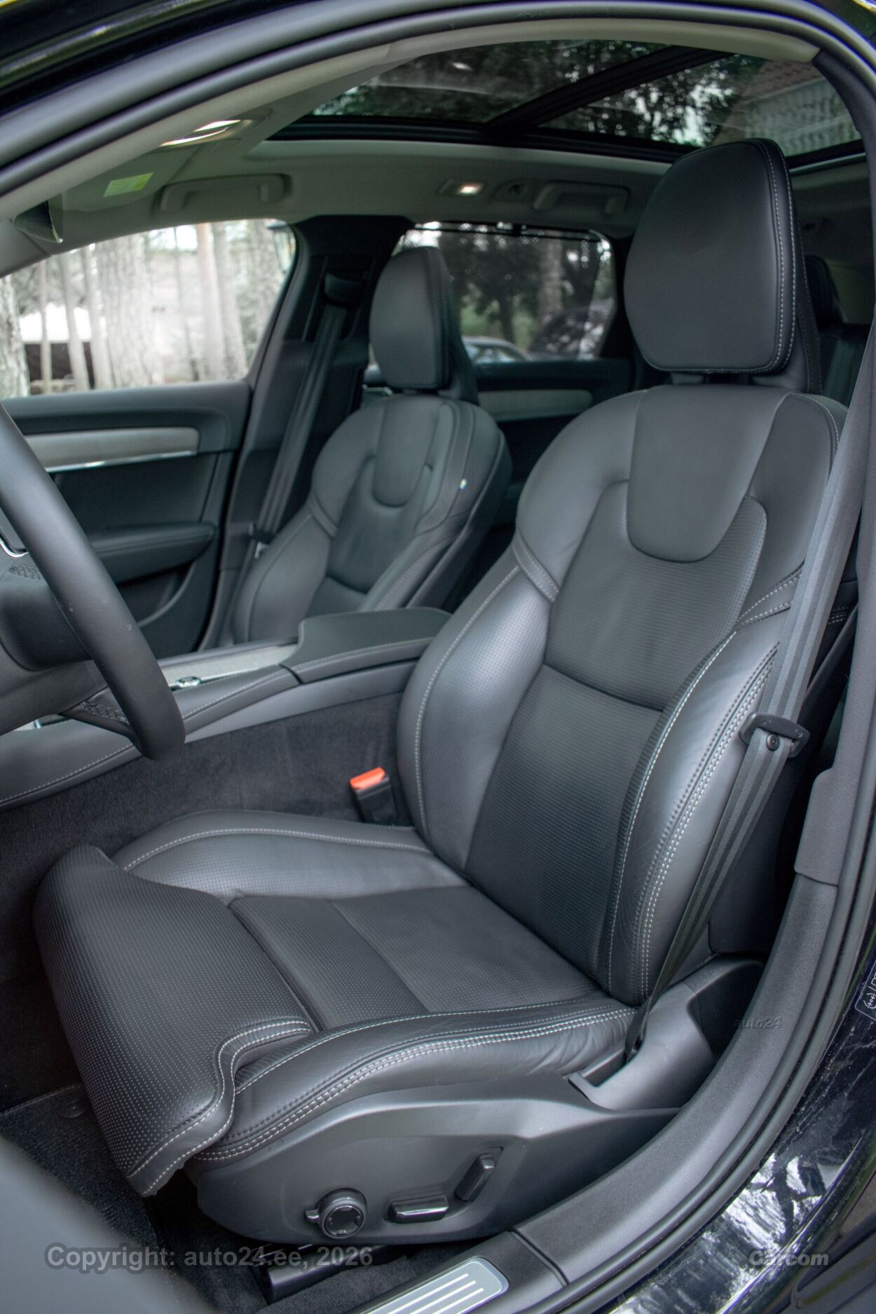 Volvo V90 Cross Country AWD B5 ULTIMATE Xenium FULLOPT 2.0 B5 MHEV KERS Kerghübriid 183 kW