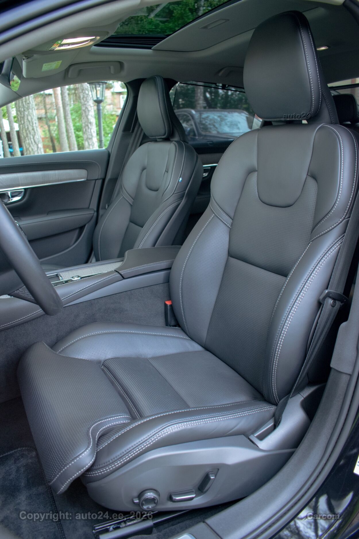 Volvo S90 AWD ULTIMATE BRIGHT XENIUM FULLOPT 2.0 B5 KERS MHEV Kerghübriid MY2024 183 kW