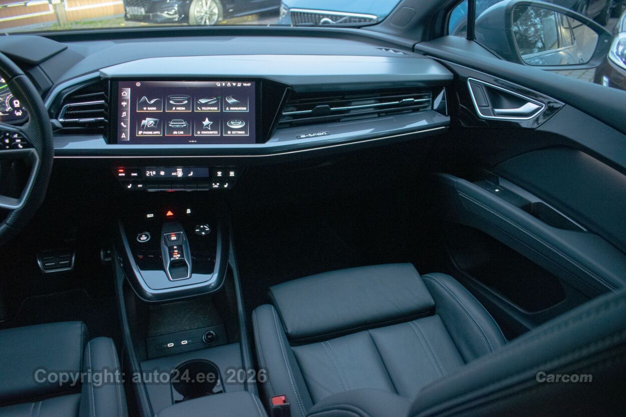 Audi Q4 e-tron S-Line Sportback Quattro 77 kW