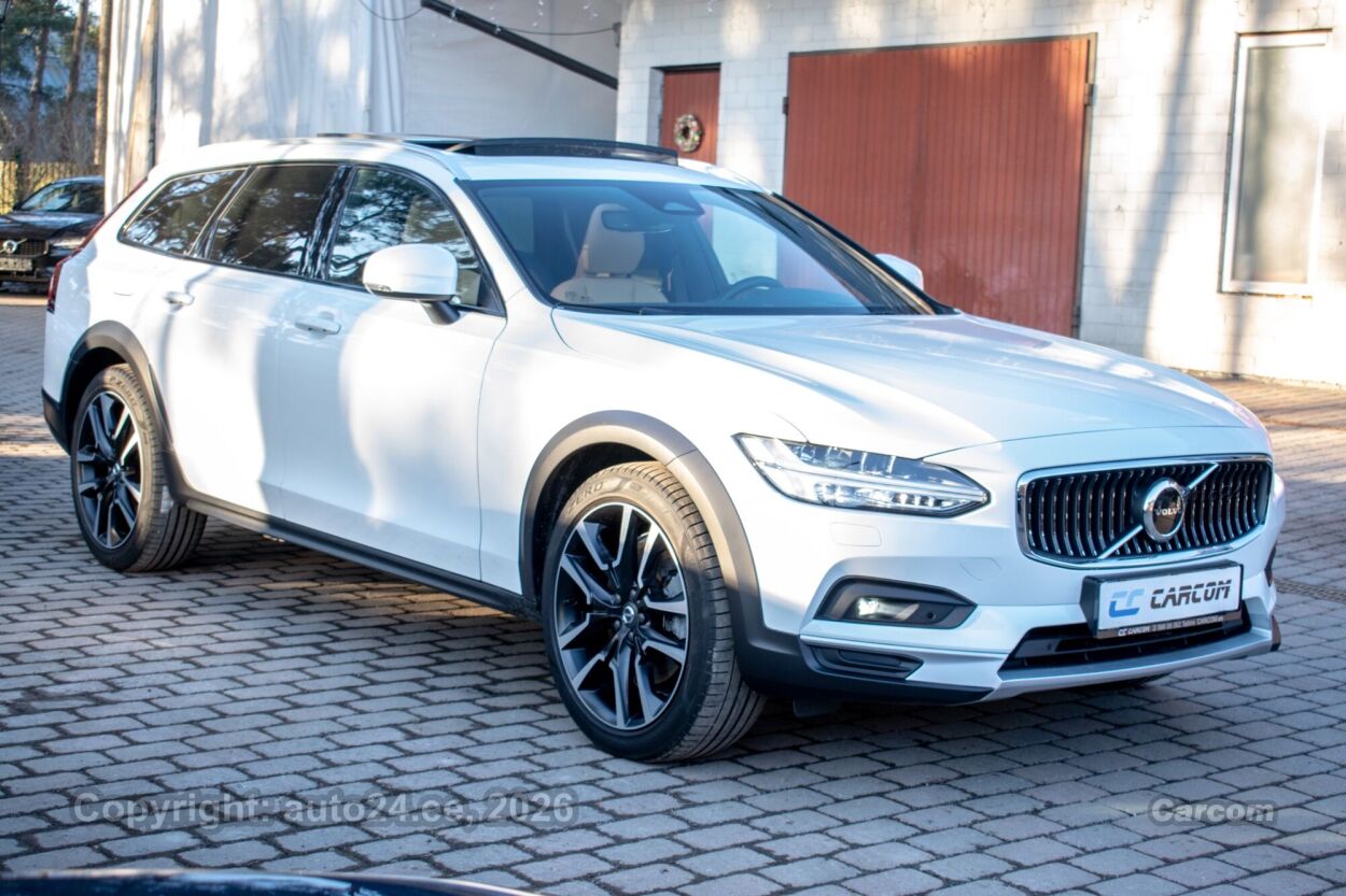Volvo V90 Cross Country MY23 Ultimate Bright Xenium Wntr 2.0 B5 AWD MHEV Kerghübriid 183 kW