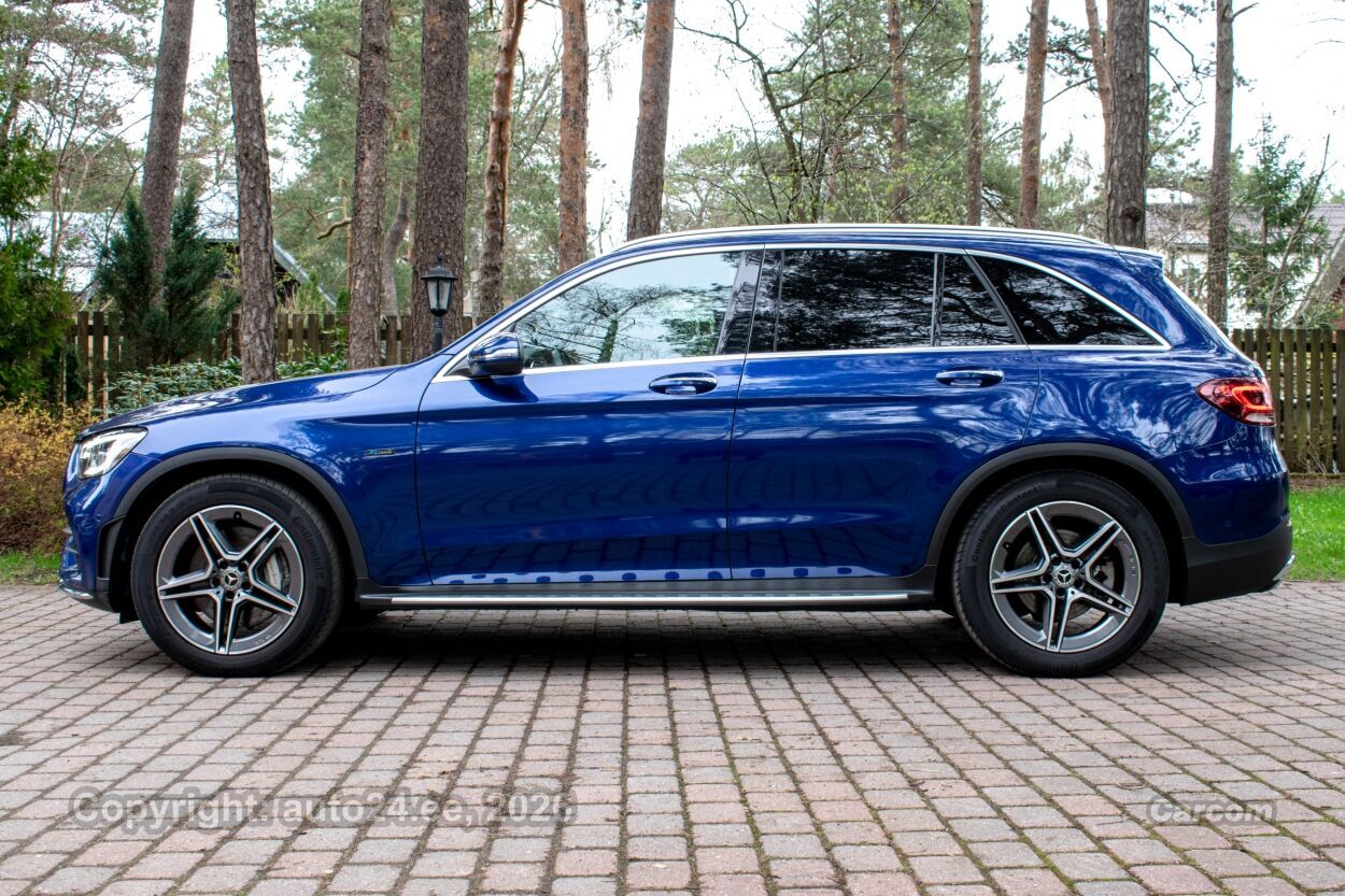 Mercedes-Benz GLC 300 de PHEV AMG Lux Safe Wntr 2.0 4MATIC Plug In Hybrid pistikhübriid 143kW 225 kW