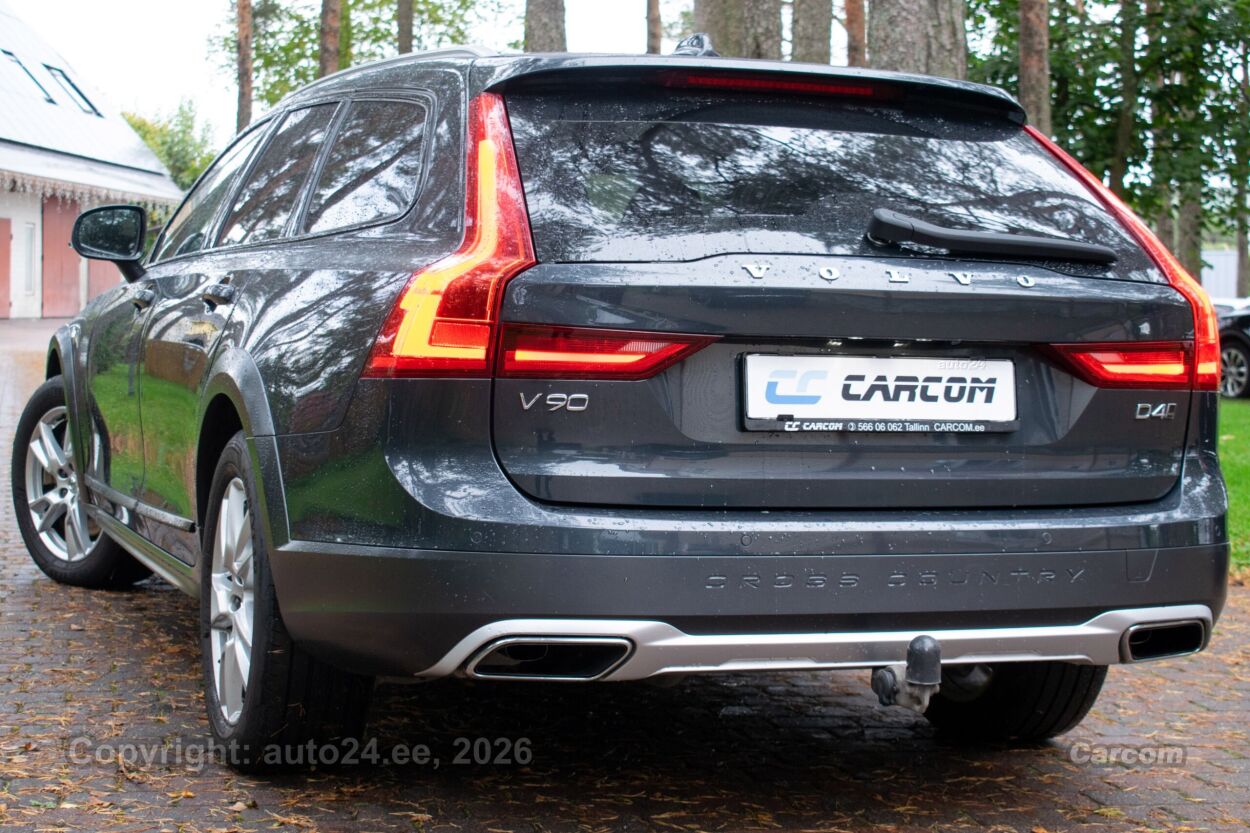 Volvo V90 Cross Country AWD MY2019 Intelli Safe PRO Wntr 2.0 D4 140 kW