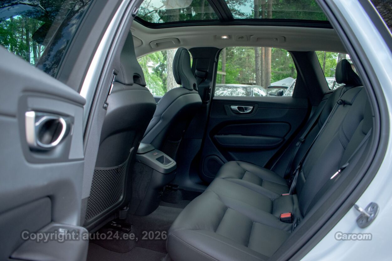 Volvo XC60 AWD Bright PLUS Intelli Safe Wntr 2.0 B4 MHEV Kerghübriid 145 kW