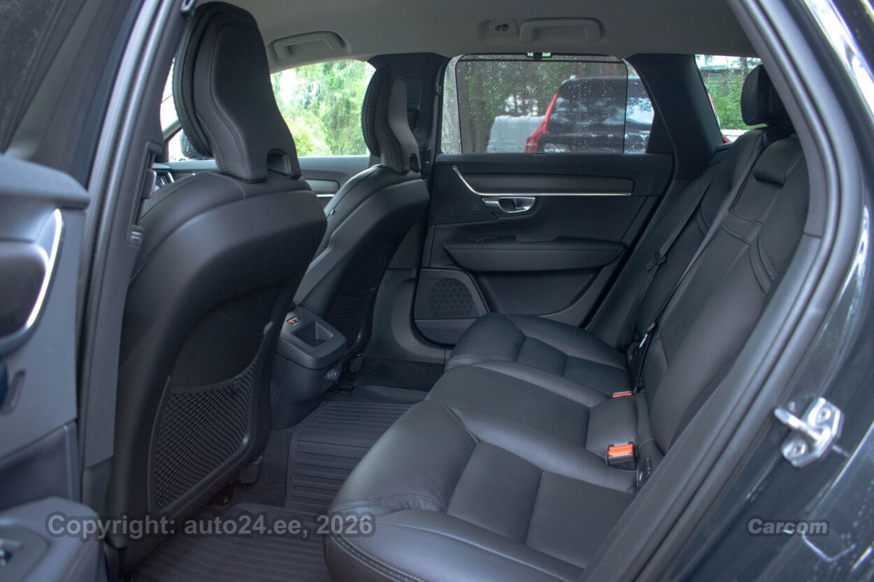 Volvo V90 Cross Country AWD MY2019 Intelli Safe PRO Wntr 2.0 D4 140 kW