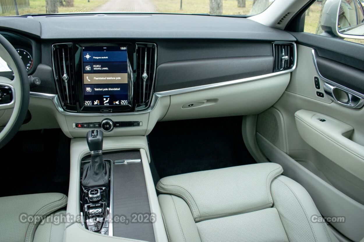 Volvo V90 Cross Country PRO Intelli Safe PRO Xenium Wntr 2.0 T6 AWD 235 kW