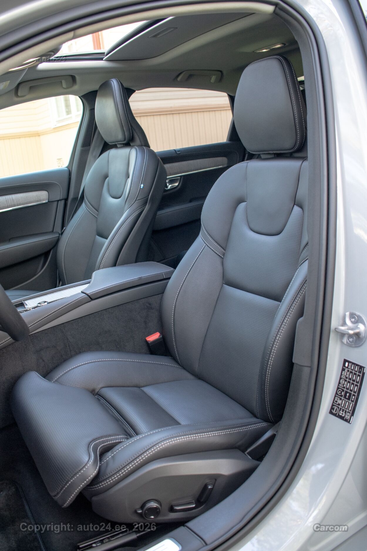 Volvo S90 AWD ULTIMATE BRIGHT XENIUM FULLOPT 2.0 B5 MHEV KERS Kerghübriid 183 kW