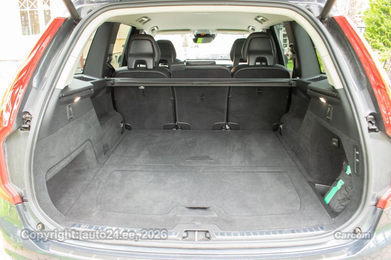 Volvo XC90 4C AWD Inscription Intelli Safe PRO 2.0 D5 AWD 173 kW