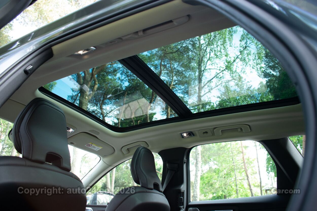 Volvo XC60 4C Inscription Intelli PRO Xenium Sky 2.0 B5 AWD KERS MHEV Kerghübriid 183 kW