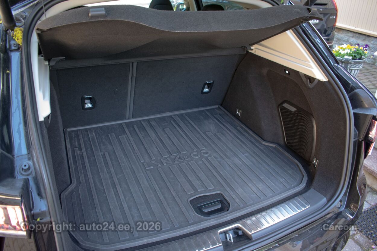 Lynk & Co 01 MORE PHEV Recharge Intelli Safe PRO 1.5 PHEV Plug-In Hybrid 192 kW
