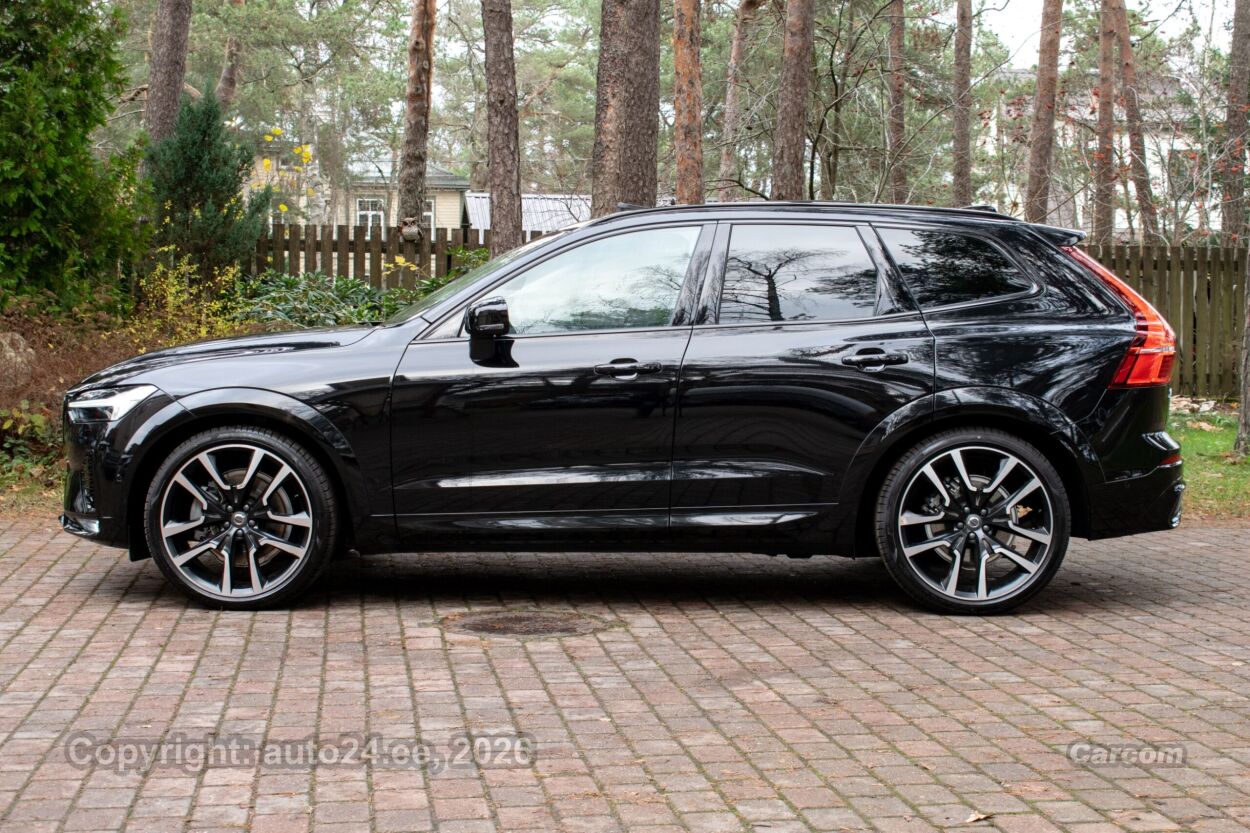 Volvo XC60 Ultimate DARK Xenium Fullopt 2.0 B4 MHEV KERS Kerghübriid 145 kW