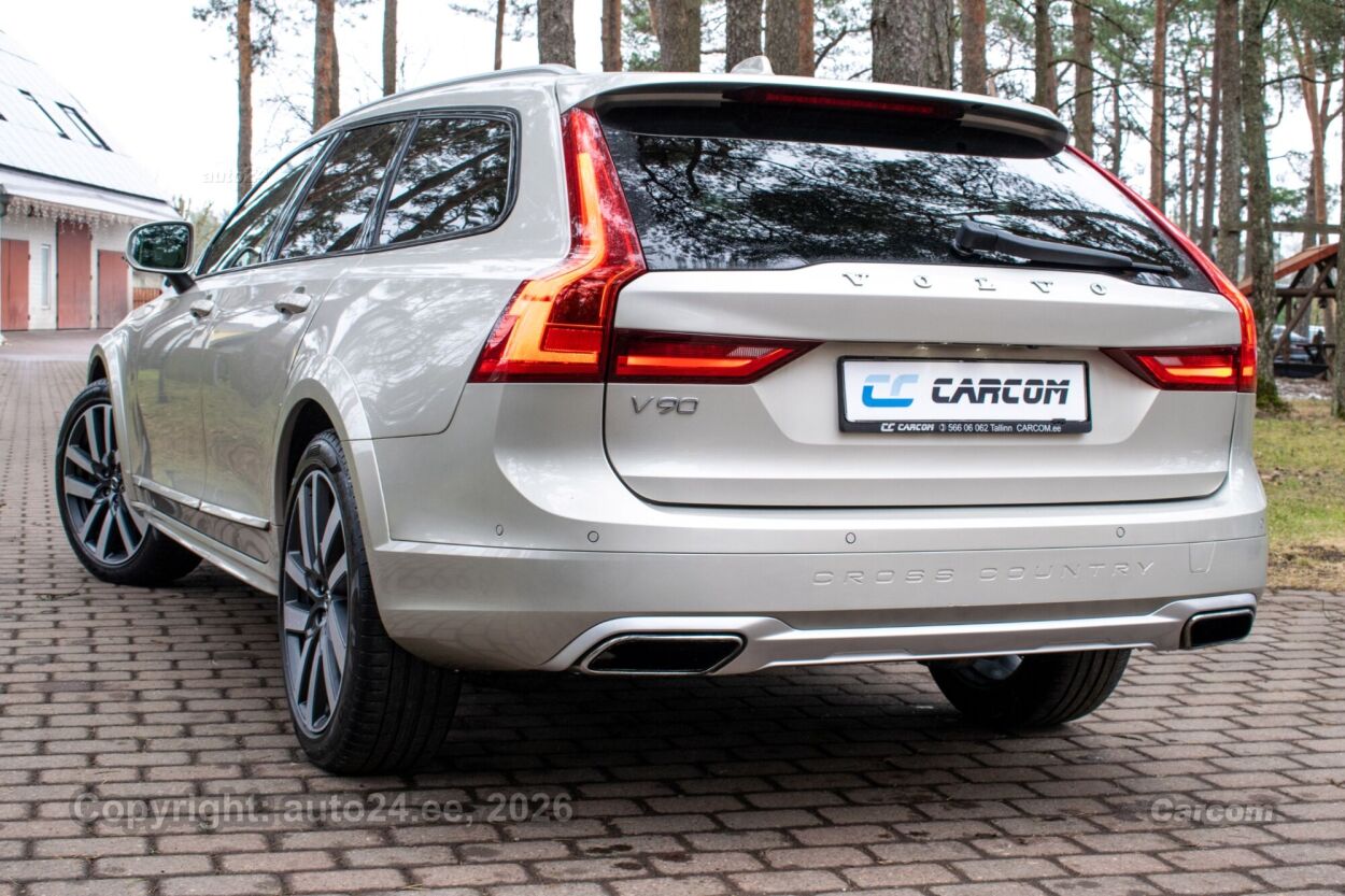 Volvo V90 Cross Country PRO Intelli Safe PRO Xenium Wntr 2.0 T6 AWD 235 kW