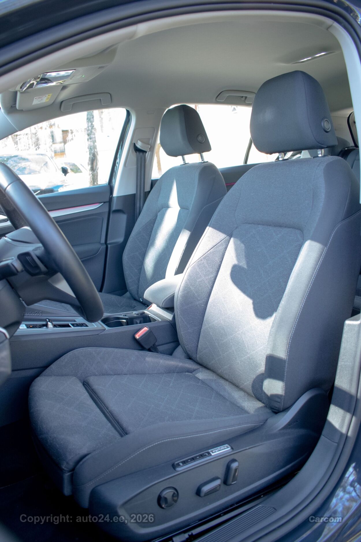 Volkswagen Golf Life IQ Assistance 2.0 TDI 4Cyl 85 kW