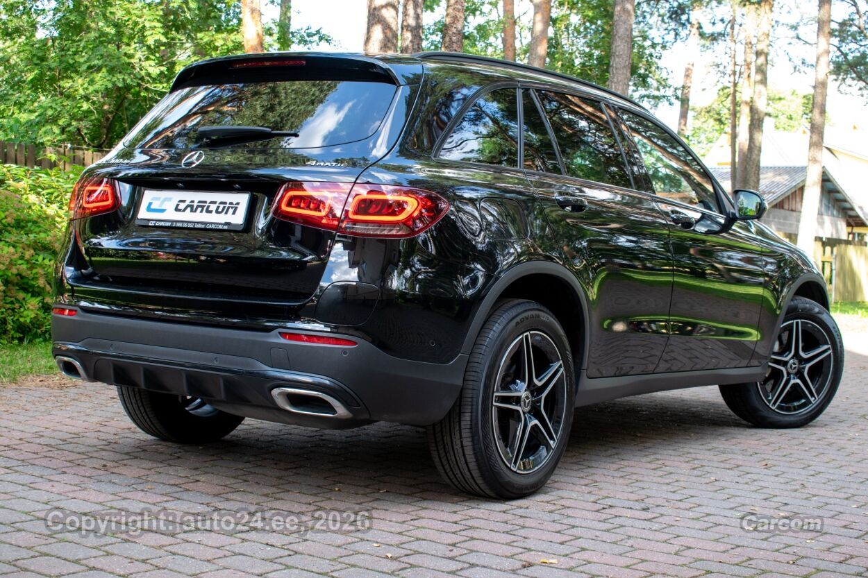 Mercedes-Benz GLC 300 de PHEV AMG Night 4M Wntr 2.0 PHEV Plug In Hybrid 225 kW