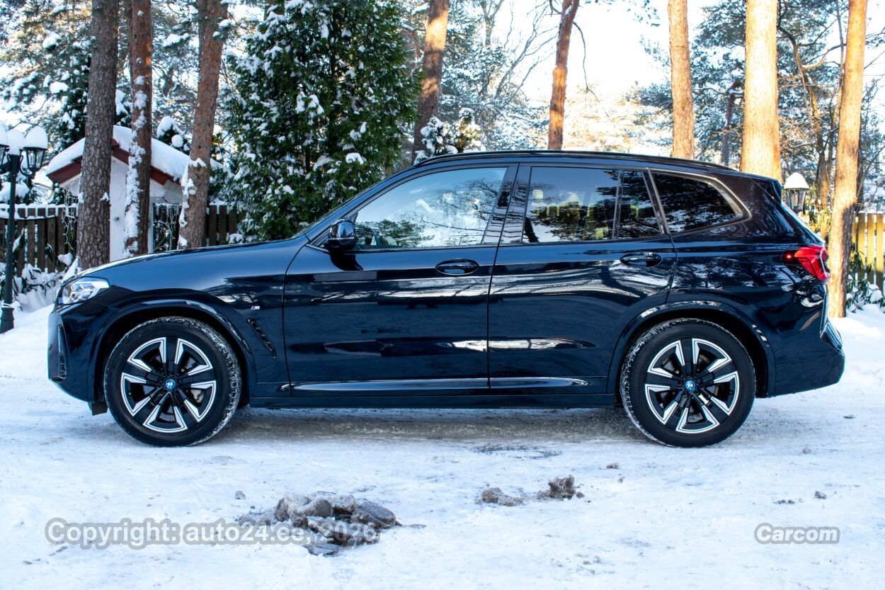 BMW iX3 M-Sport Shadowline Driving Professional 210 kW