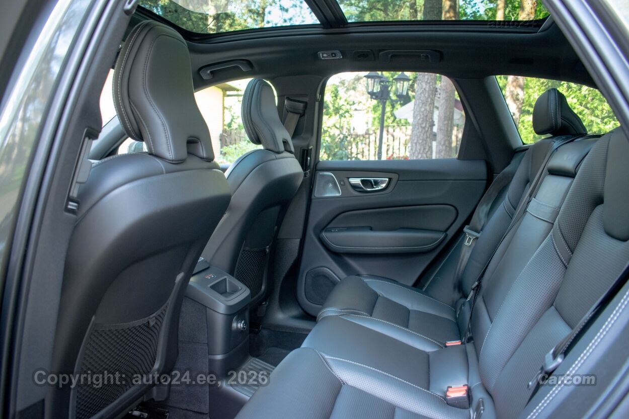 Volvo XC60 T8 Intelli PRO Xenium Wntr FULL 2.0 AWD T8 Twin Engine Plug In Hybrid 288 kW