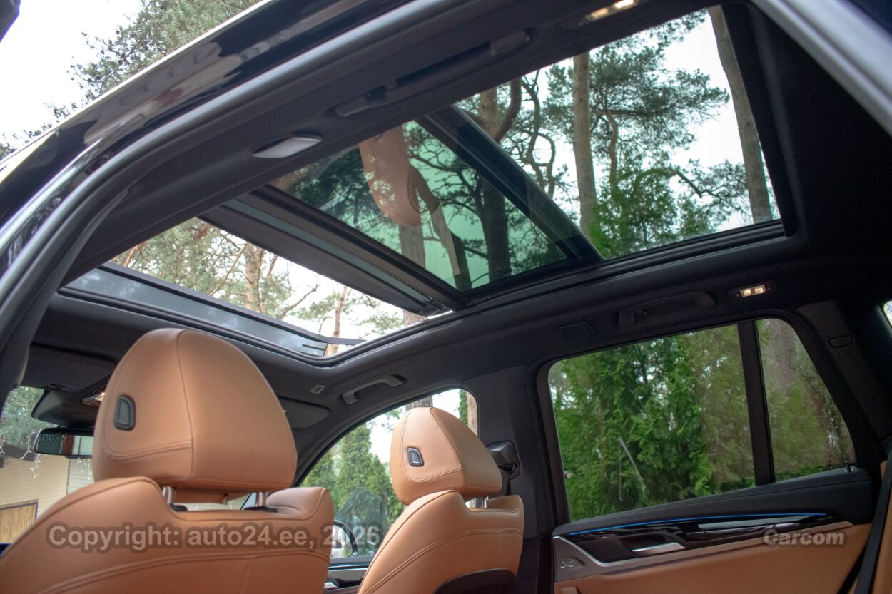 BMW iX3 M-Sport Shadowline Driving Professional 210 kW