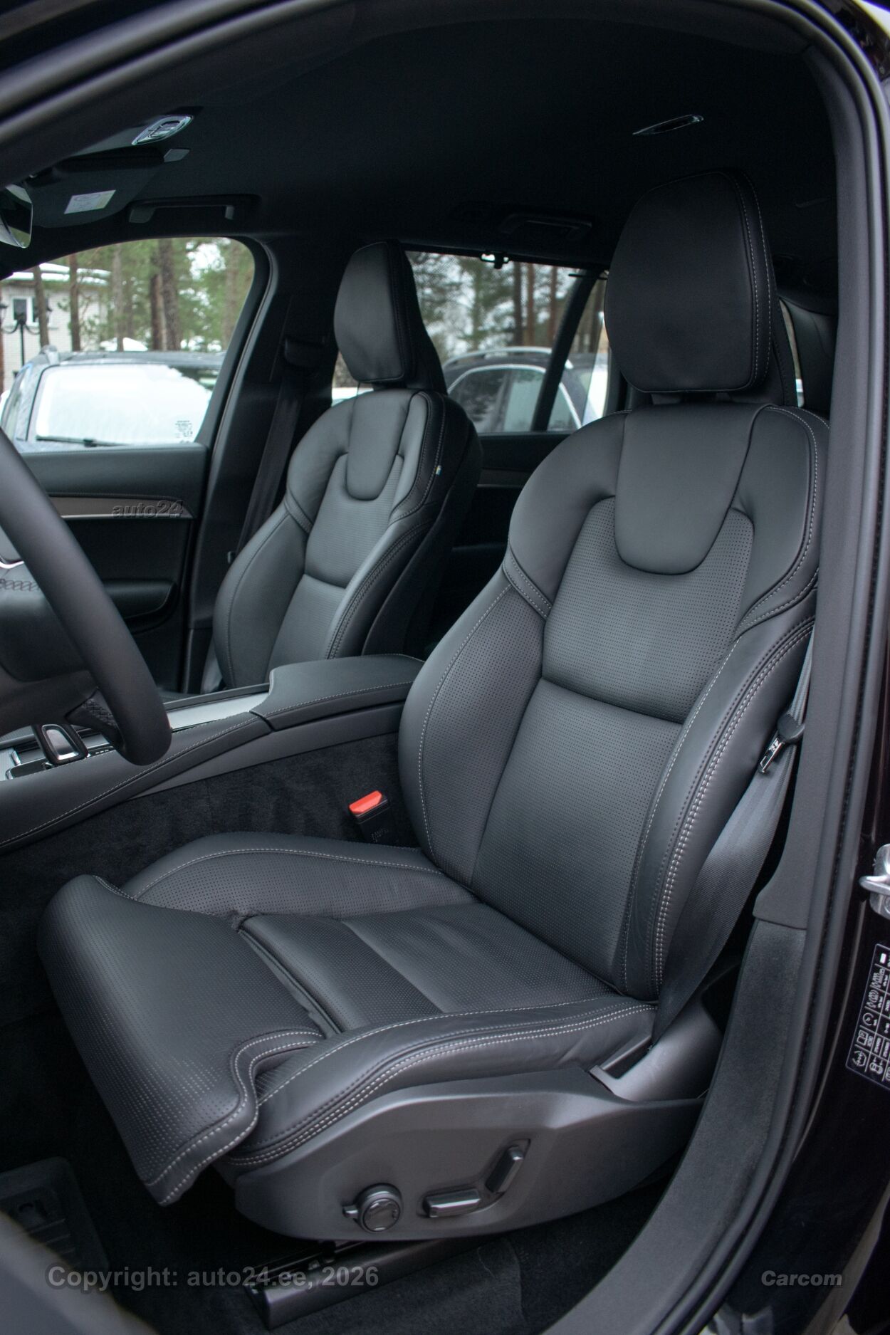 Volvo XC90 AWD B&W R-Design Dark Intelli PRO 2.0 B5 AWD MHEV KERS Kerghübriid 183 kW