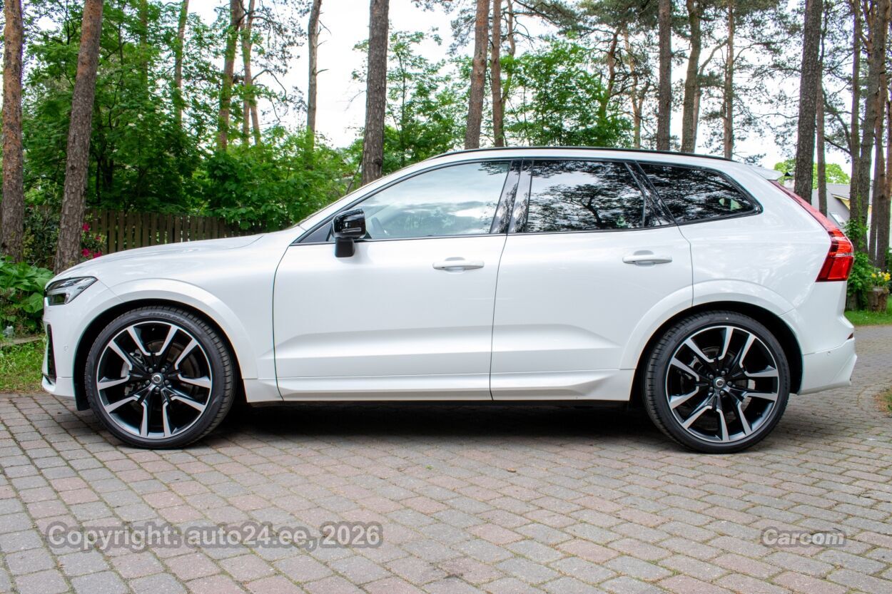 Volvo XC60 AWD ULTIMATE DARK Intelli PRO Xenium FULLOPT 2.0 B4 AWD KERS MHEV Kerghübriid 145 kW