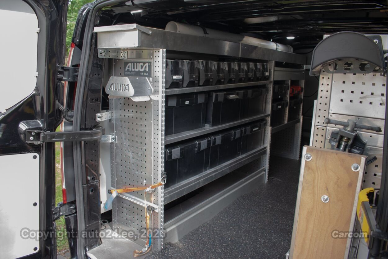 Ford Transit Custom 320 Long L2 Service Line 2.0 Ecoblue 96 kW