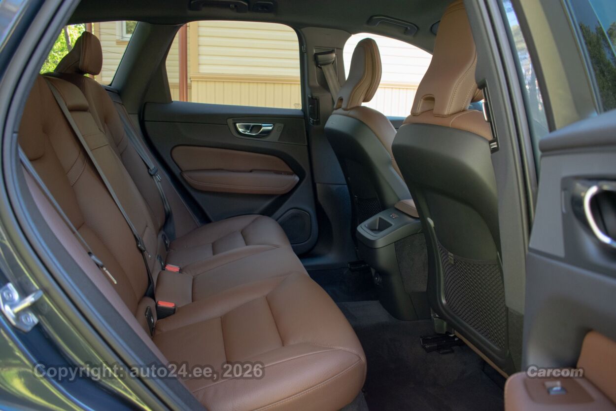 Volvo XC60 AWD Inscription Intelli Safe PRO Wntr 2.0 B5 MHEV Kerghübriid 184 kW