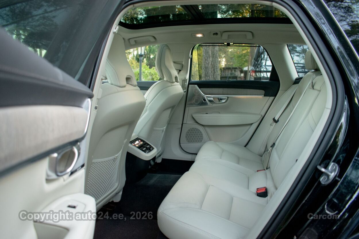 Volvo V90 Cross Country B&W Ultimate Intelli PRO Lux Wnt 2.0 B4 AWD KERS MHEV Kerghübriid MY2024 145 kW