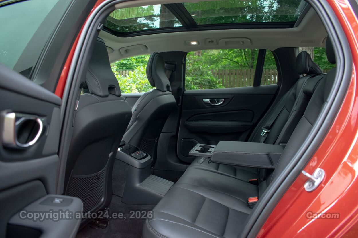 Volvo V60 MY23 DARK Long Range Intelli PRO Wntr PRO 2.0 T6 Recharge Plug-In Long Range 293 kW