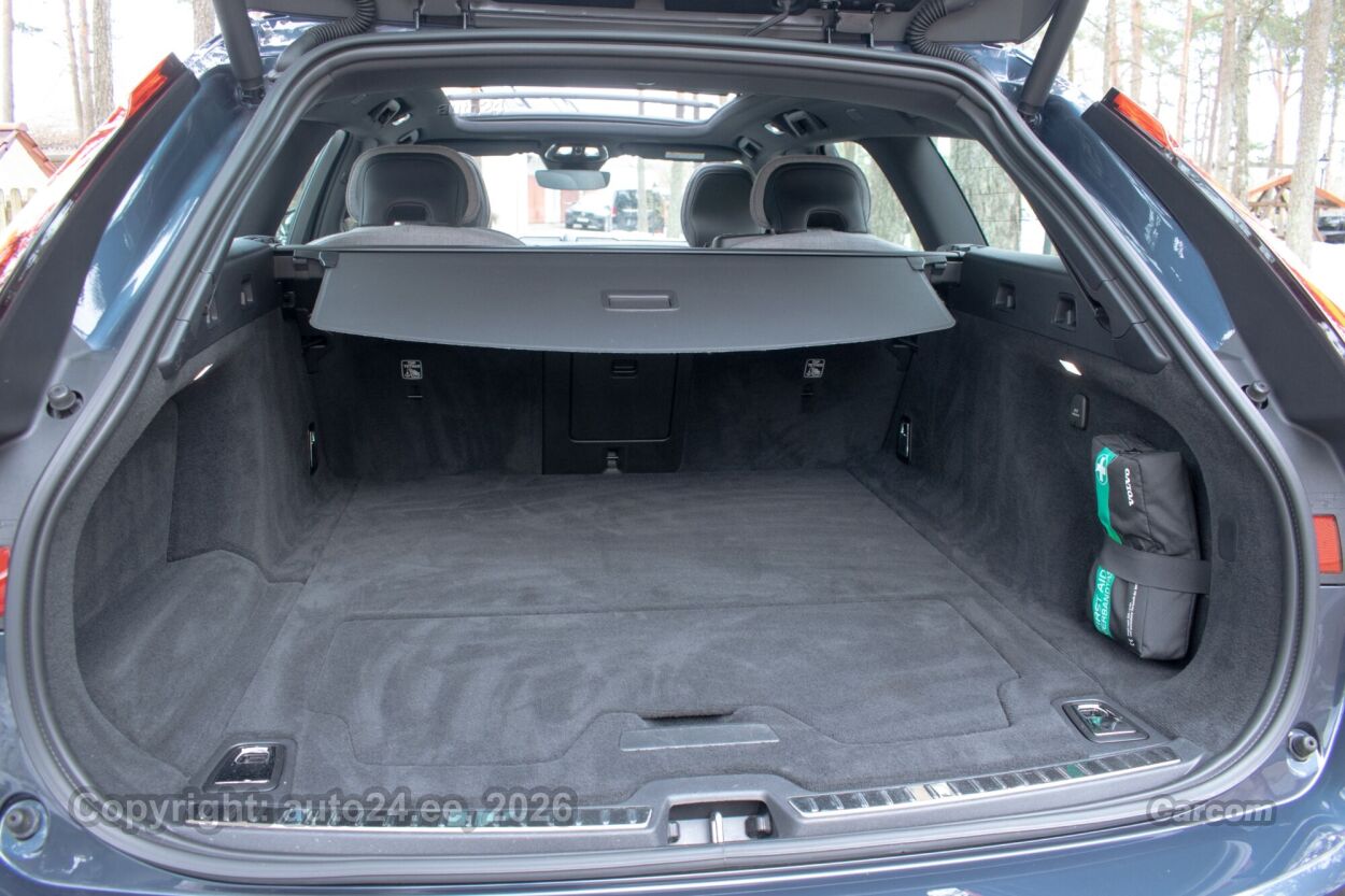 Volvo V90 MY22 T6 PHEV Inscription Intelli PRO Wntr 2.0 Recharge PHEV pistikhübriid 251 kW