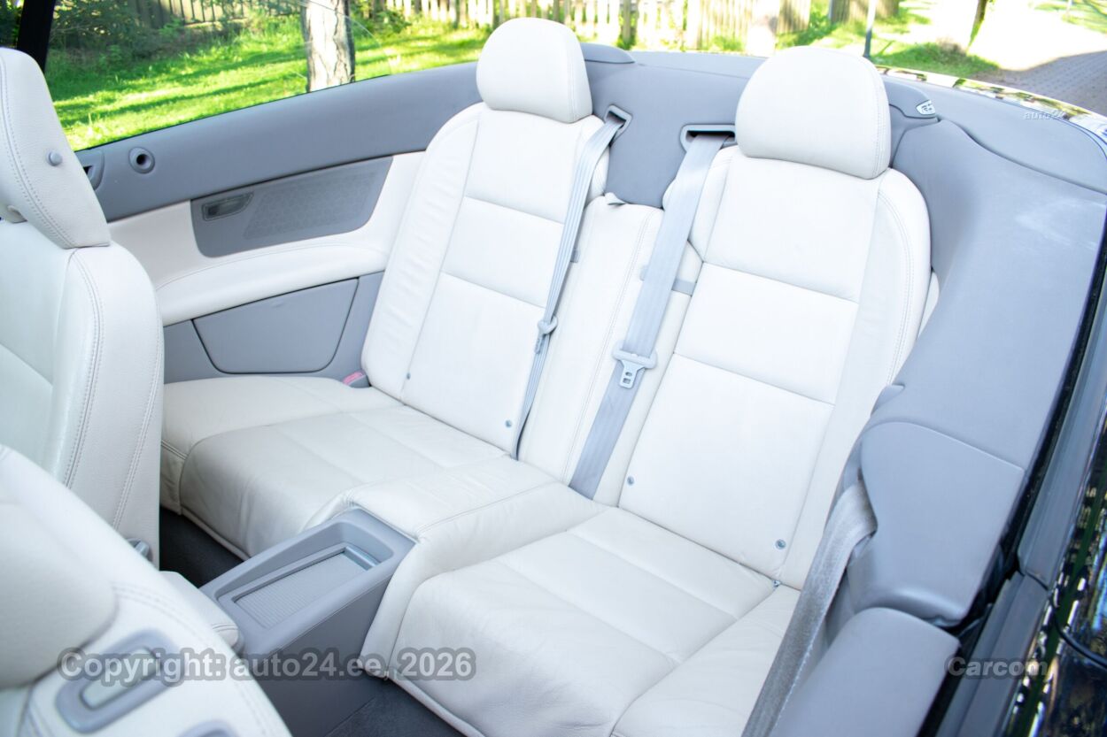 Volvo C70 Summum 2.4 5Cyl D5 120 kW