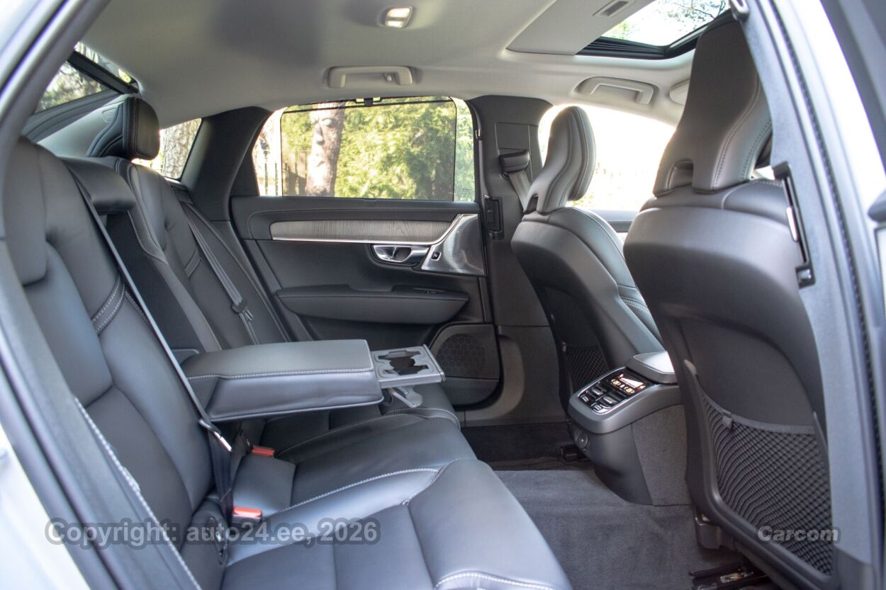 Volvo S90 AWD ULTIMATE BRIGHT XENIUM FULLOPT 2.0 B5 MHEV KERS Kerghübriid 183 kW